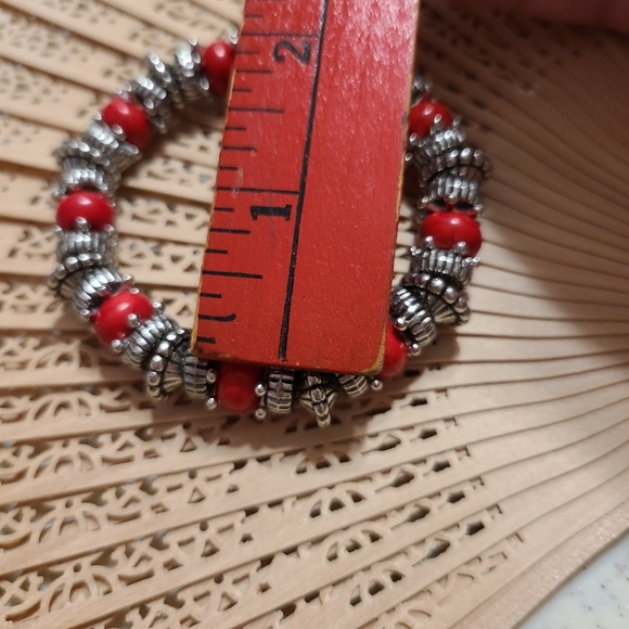 Stretchy Bracelet - Picture 5 of 7